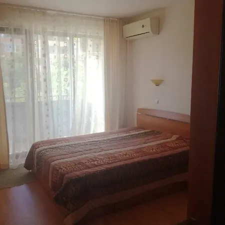 Apartamento Amber Beach 1-02 Sunny Beach
